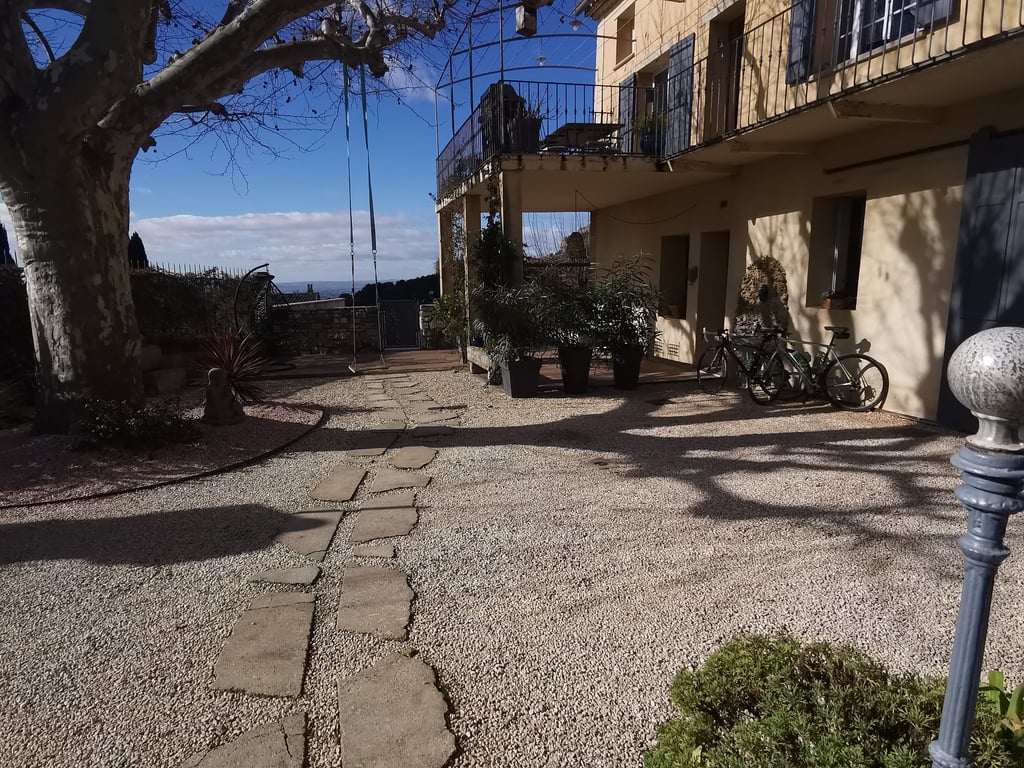 Fahrradfreundliche Unterkunft für Radfahrer. Ferienhaus La Maison d'Yvette in Le Barroux, Provence, 