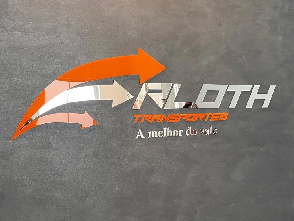 Letreiro para fachada comercial com iluminação em Jacareí