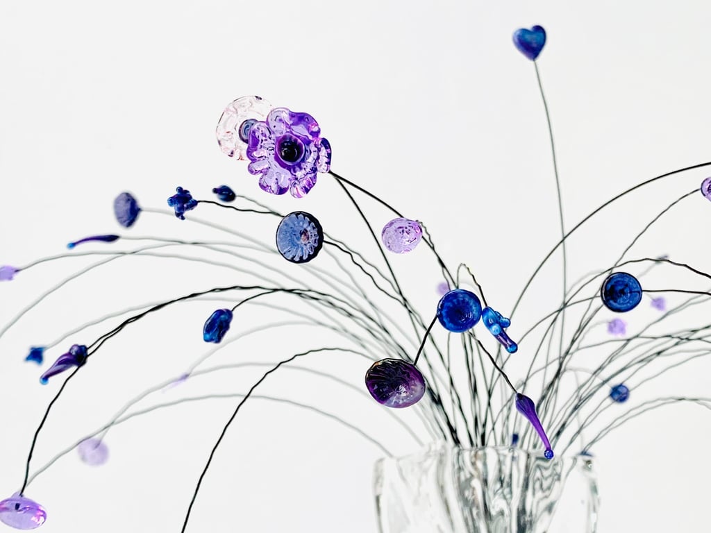 Objets décoratifs plutôt floraux, originaux, comme des bijoux décoratifs de table en verre de Murano