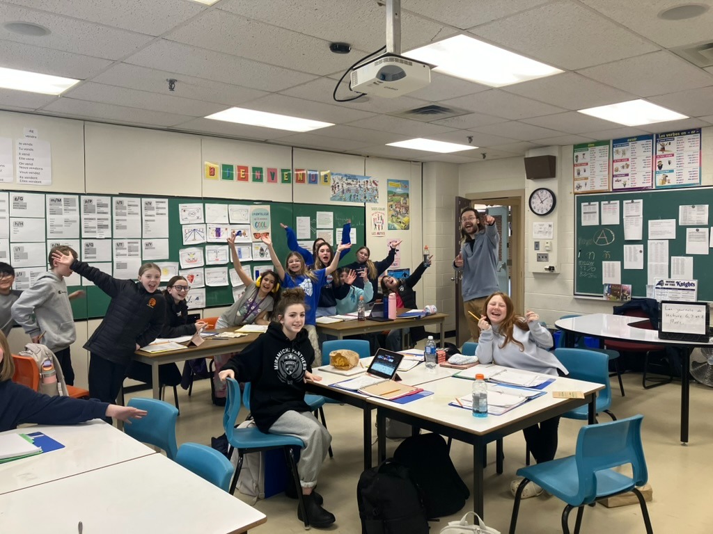 Photo de Mael en atelier au Dr. Losier School, à Miramichi