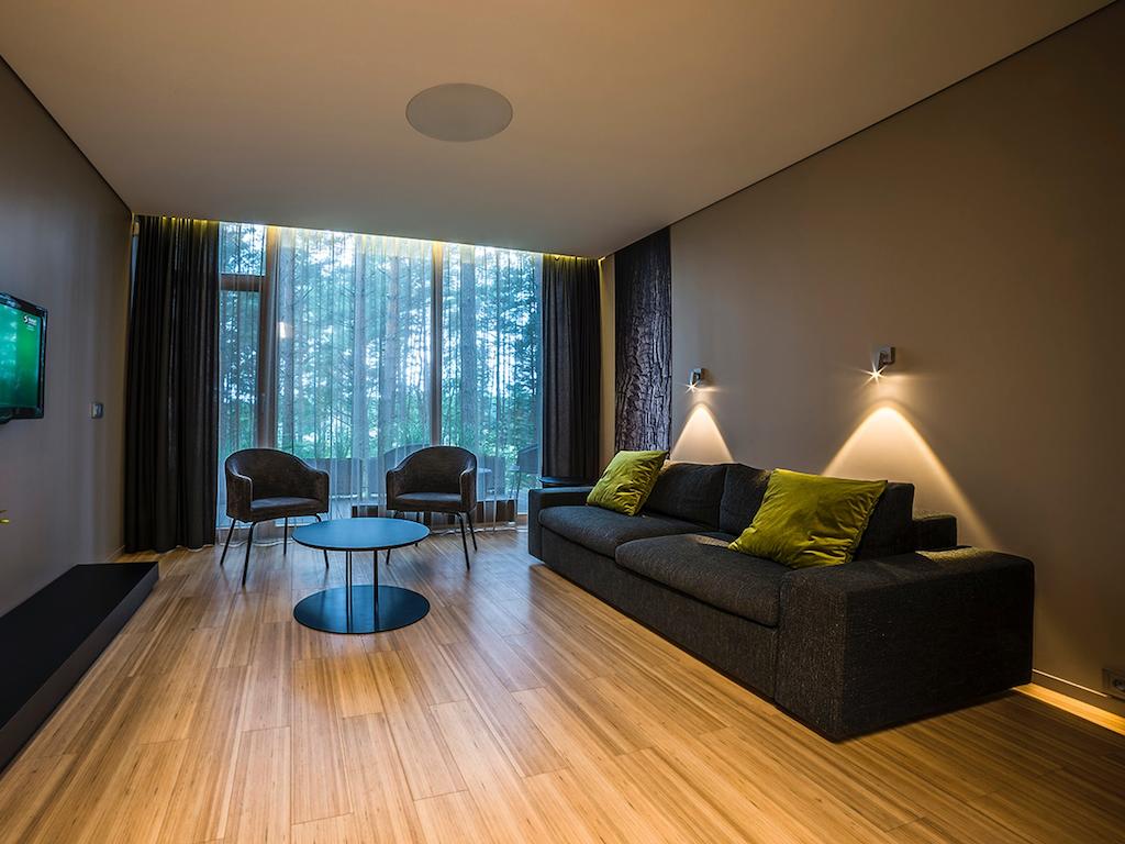 vinilo grindys viesbuciui