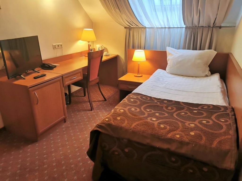 vinilo tapetai ant medvilnes pagrindo