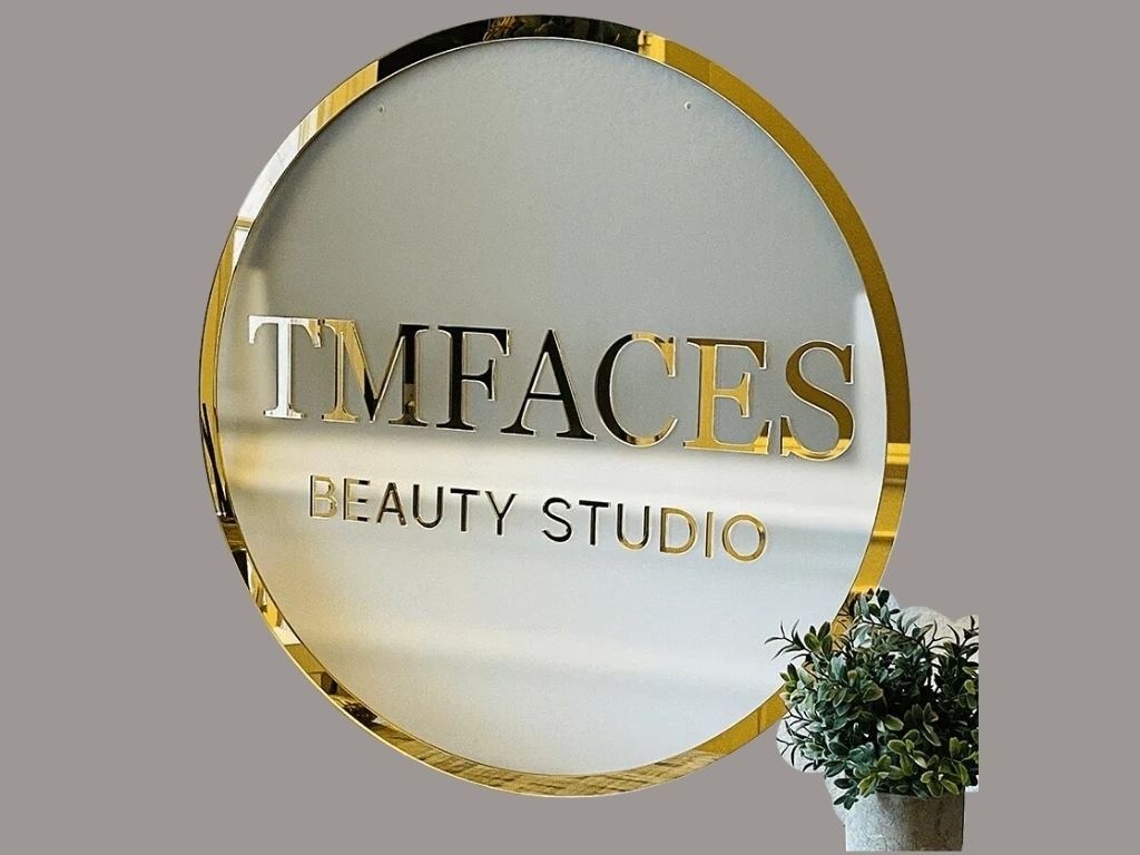 TMFACES Beauty Studio. Mirror Sign circular logo