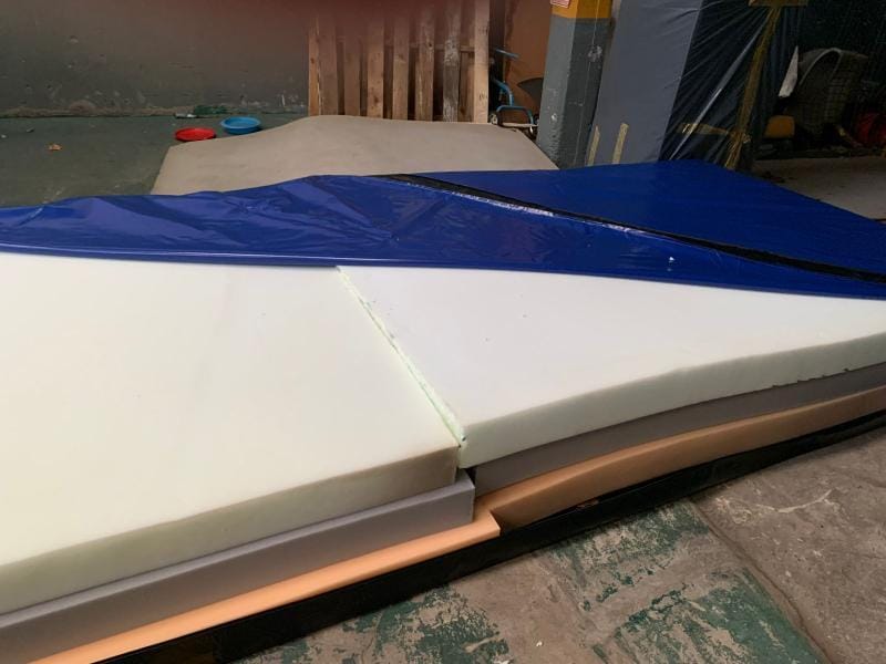 Colchonetas a medida. Con o sin funda. Placas de goma espuma para colchonetas