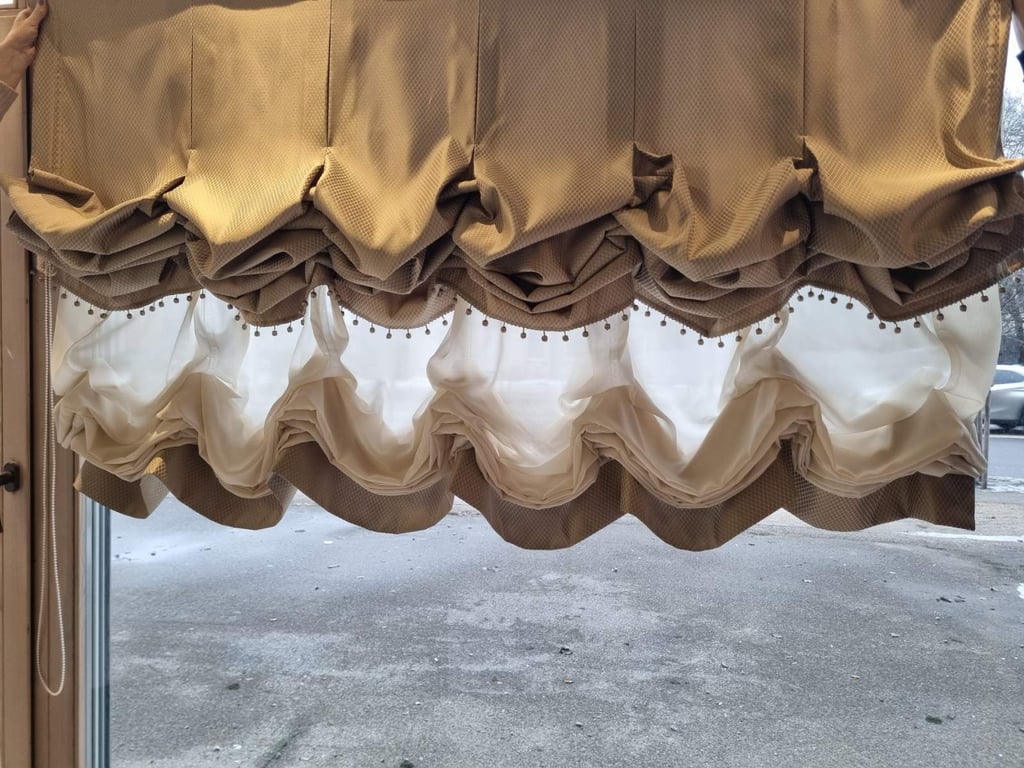 Austrijietės ant lango