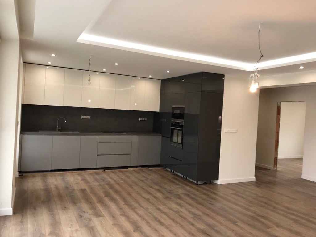 Open plan kitchen flooring and decorating in Lancing Sussex, modern interior renovation