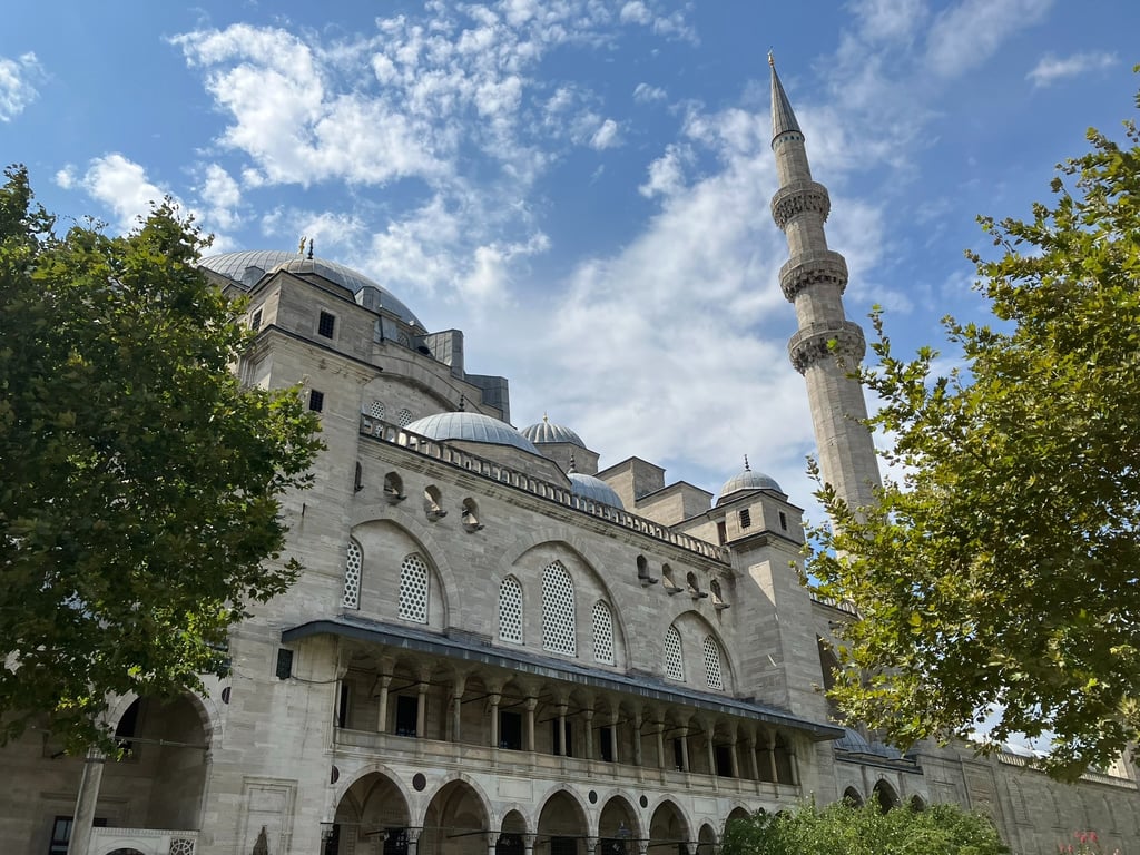 Suleymaniye Mosque on a nice day in Istanbul