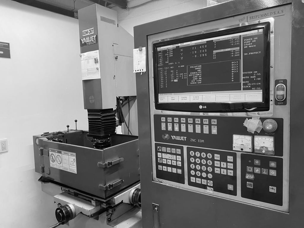 Holimpus SAS mecanizado CNC maquina electroerosionadora en medellin