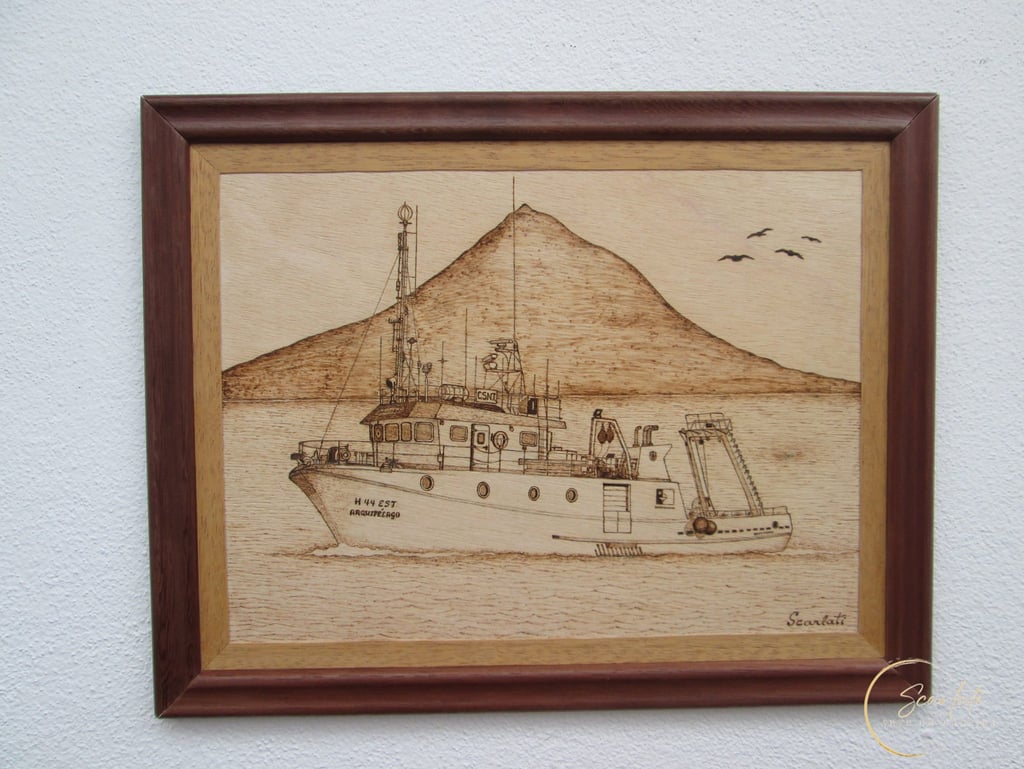 Artesanato em Madeira Pirogravura Scarlati Loja peças Presentes personalizadas trabalhos madeira rústica Decoração artesanal 