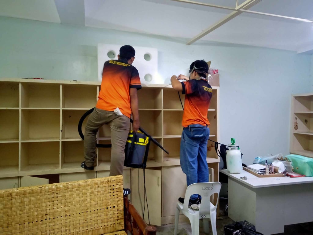 Professional cockroach control treatment by Jansen Pest Control in a Bacolod City kitchen