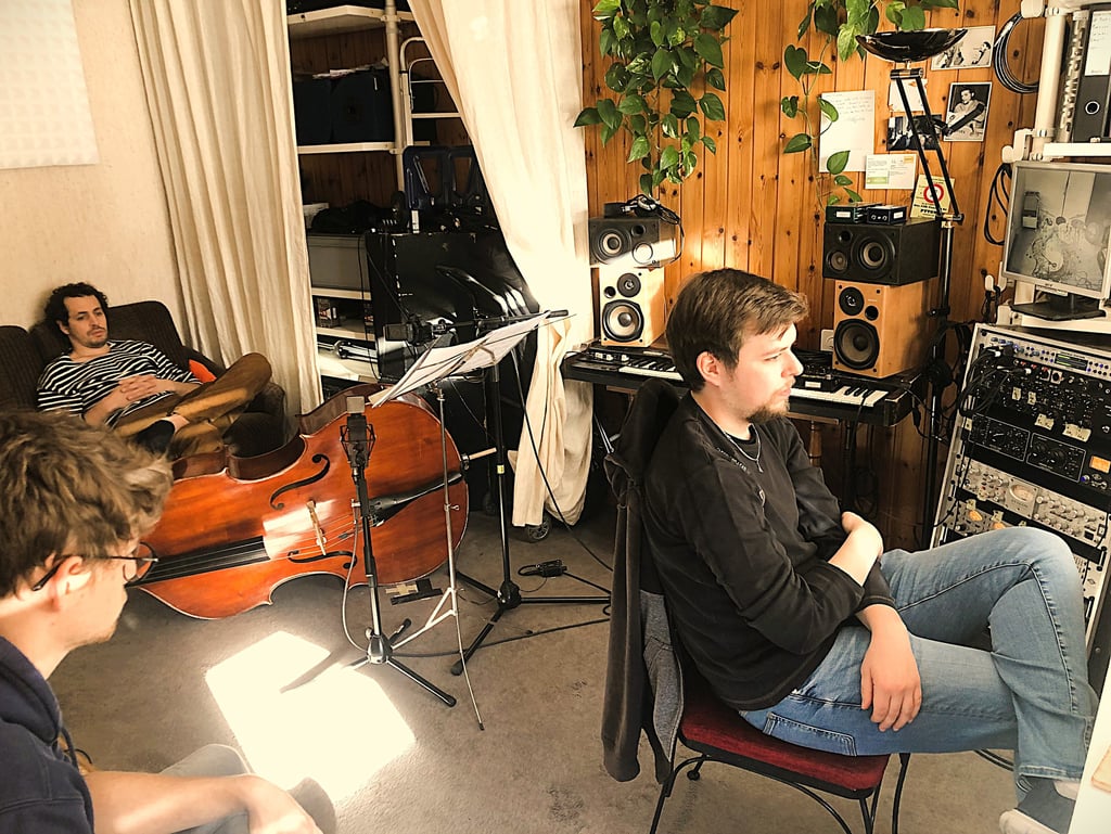 Artistes dans la régie du Fil's HOUSE Studio
