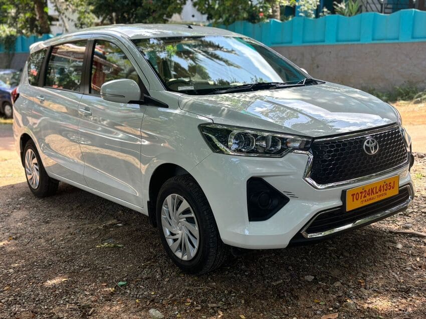 Call Taxi Services in Trivandrum-Nazz Holidays