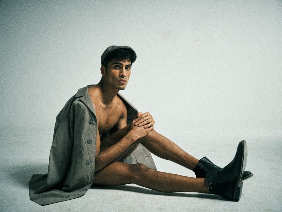  ⁠Dany Peña in editorial pose