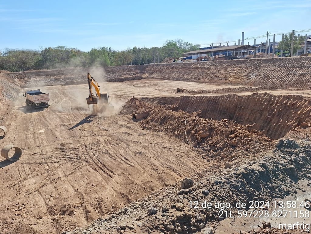 Escavação e terraplanagem