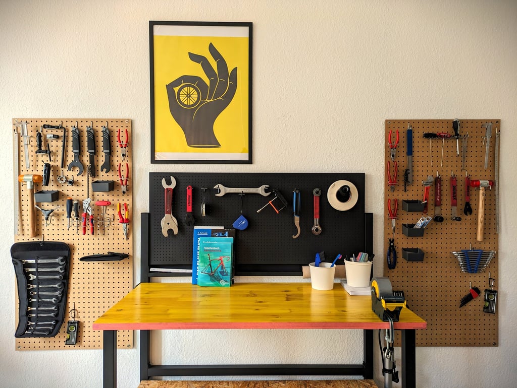 RADiologie Altenburg: Fahrrad-Werkstatt Werkzeug