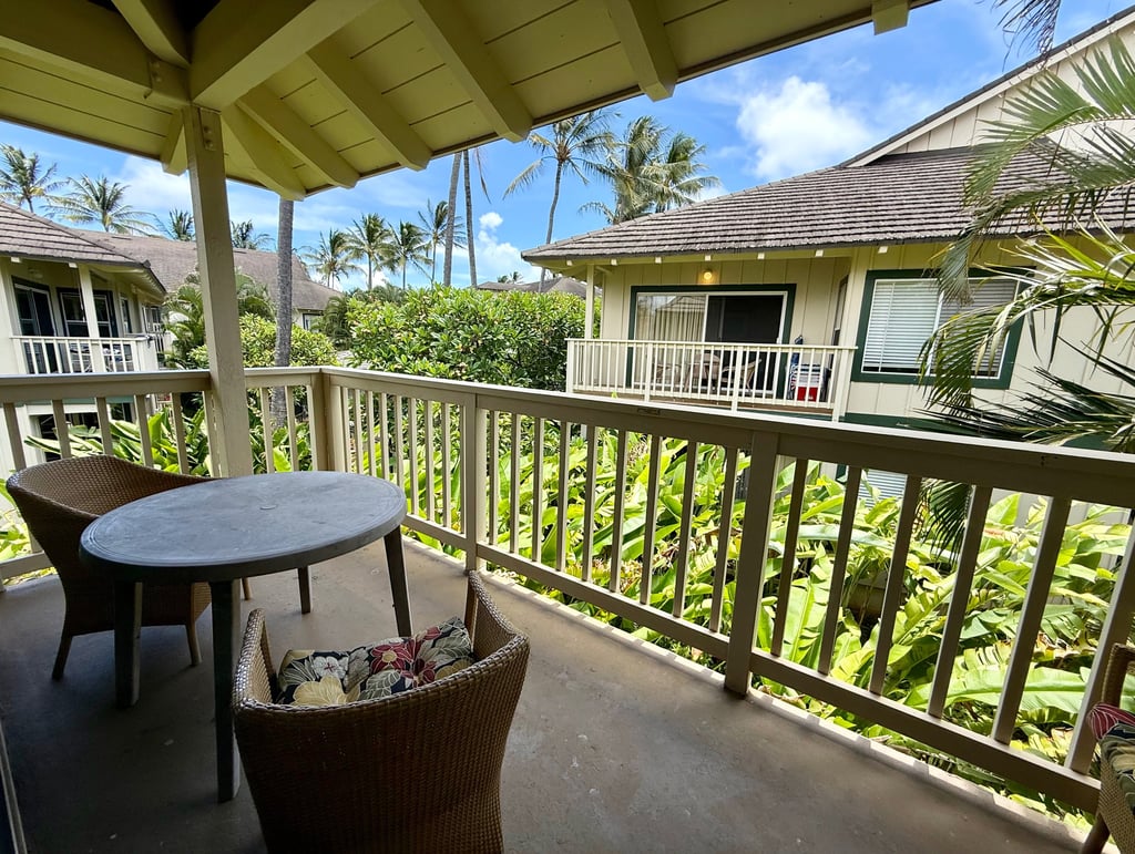 Beautiful lanai in this top rated airbnb poipu beach
