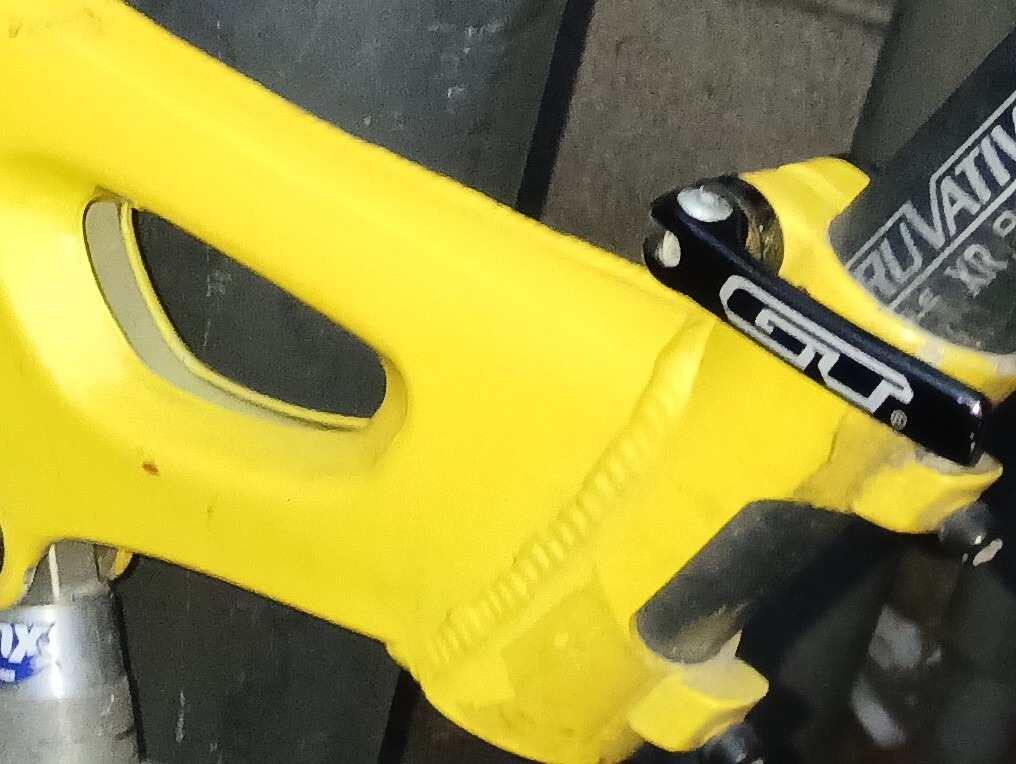 mtb seat post with manual clamp