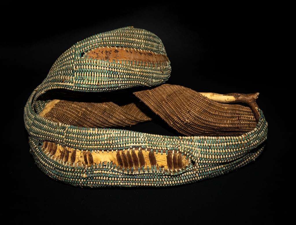 The Murmur of the Bees, 2022, cane, reed, majagua, framboyan pods