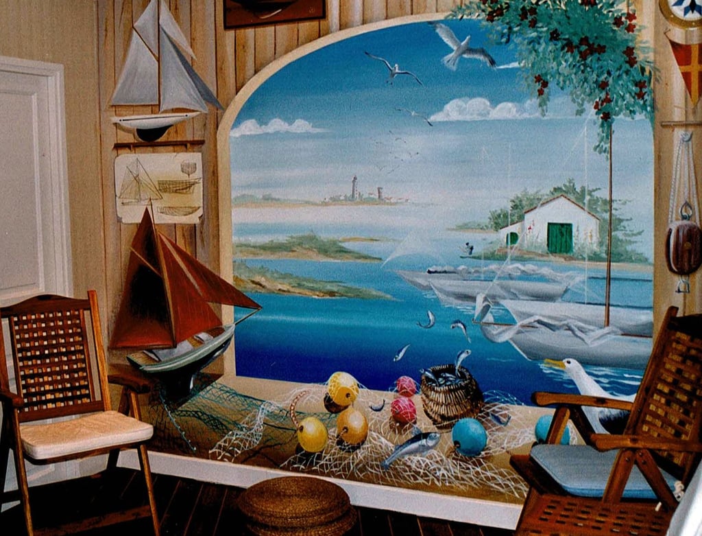 Trompe l’œil sur un thème maritime peint par France Cruse pour agrandir une petite salle d’attente.