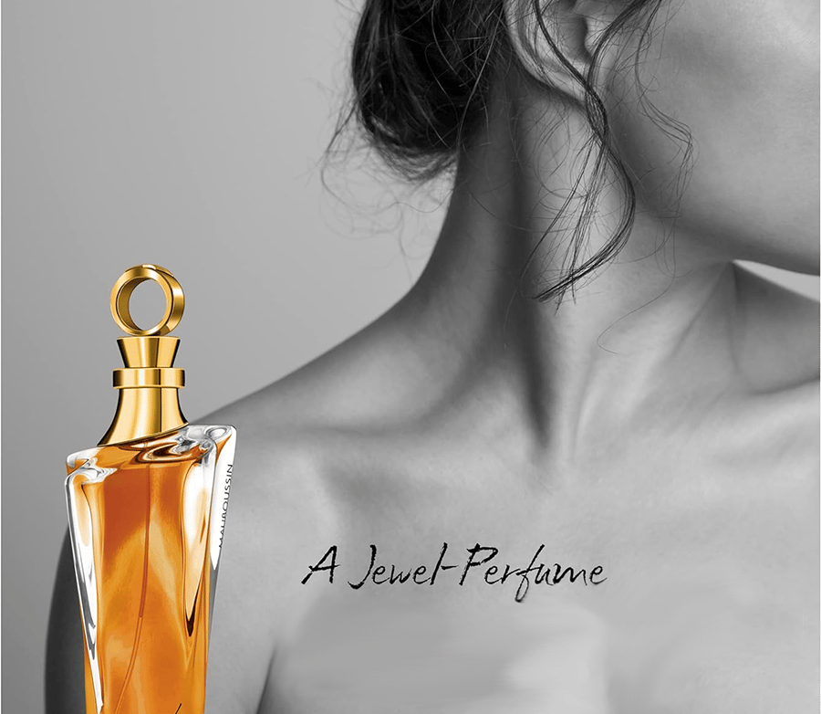 femme de profil avec parfum