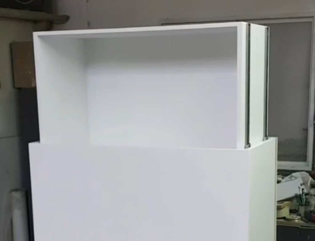 estanteria motorizada con sistema de elevación