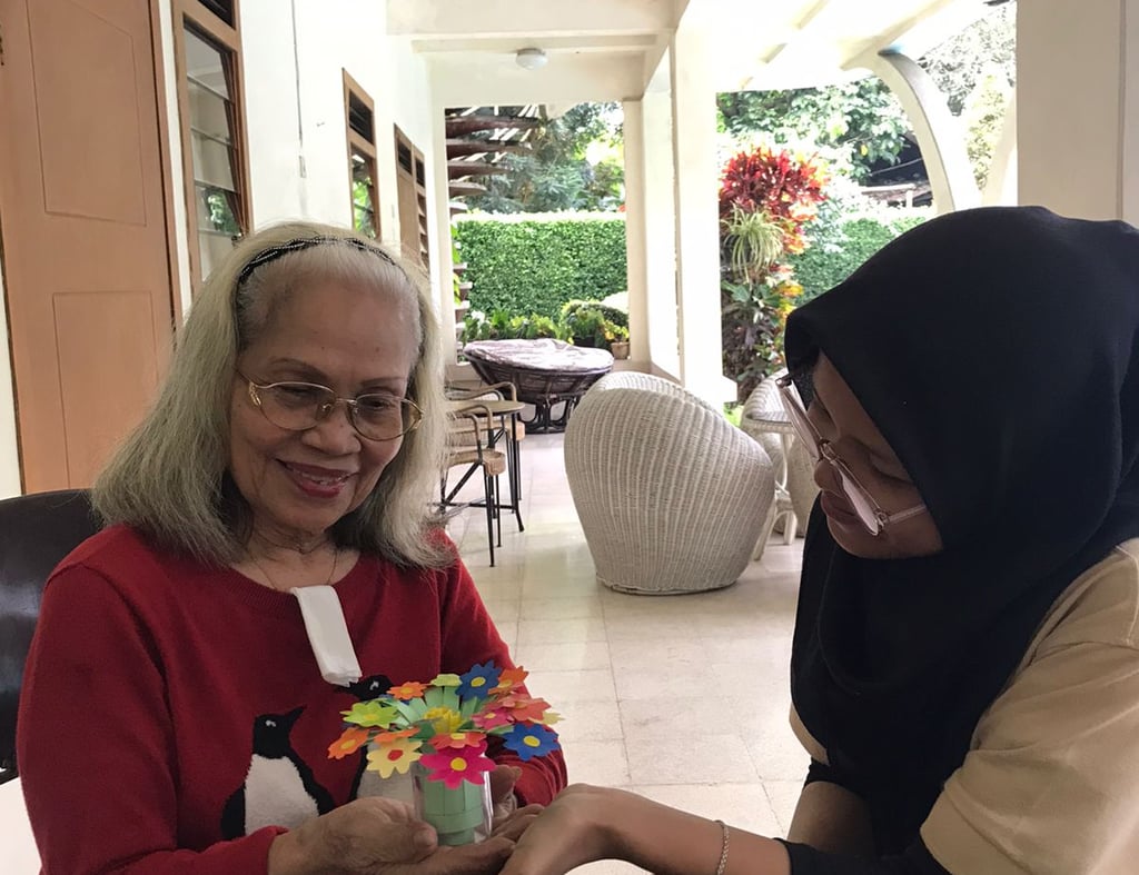 terapi demensia, perawatan senior demensia, aktivitas untuk penderita alzheimer