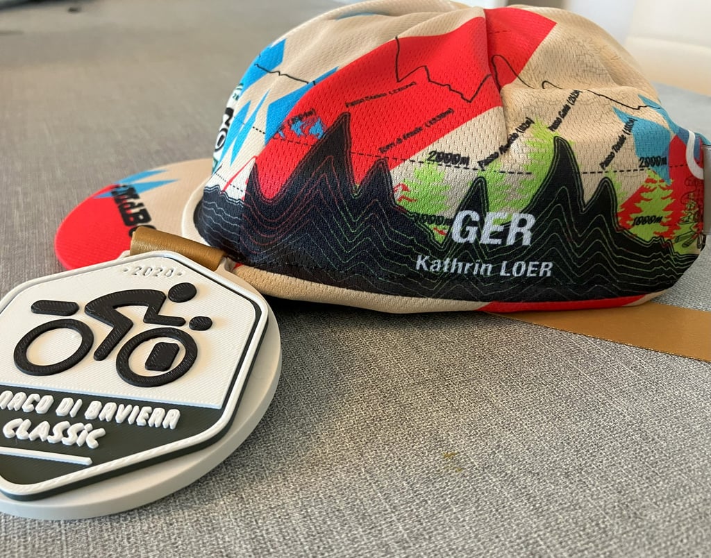 MdBC cap and medal