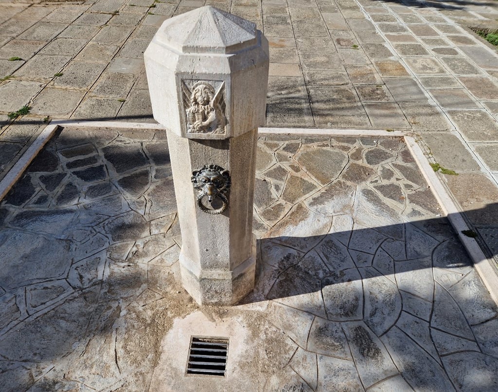 fontana Ognissanti