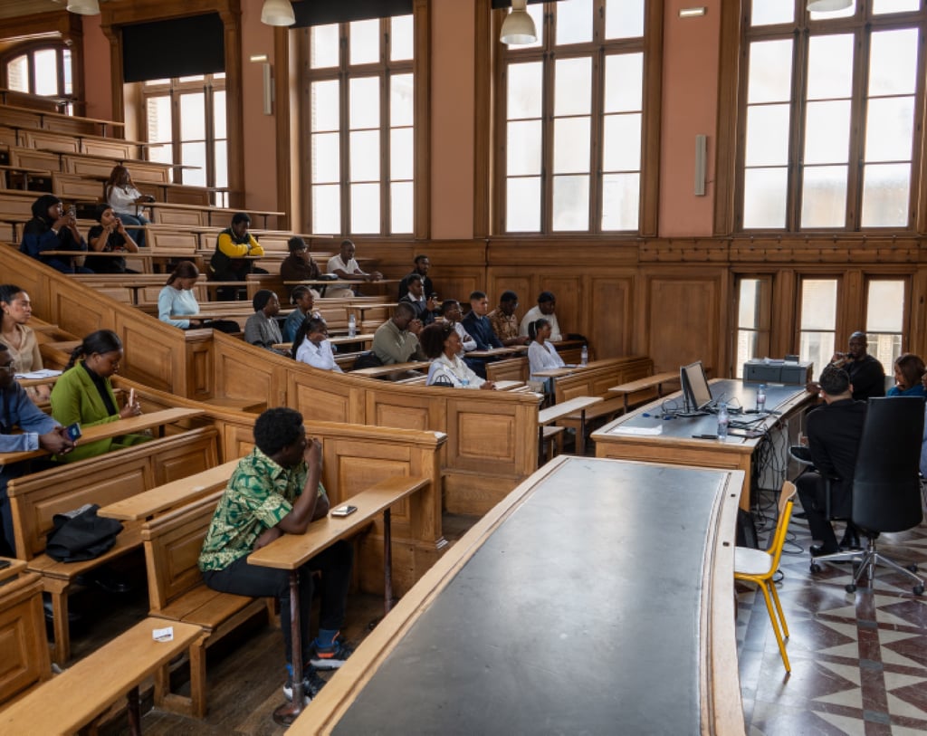 Vue de l'amphithéâtre de la Sorbonne pendant la conférence AFRICANA 2024