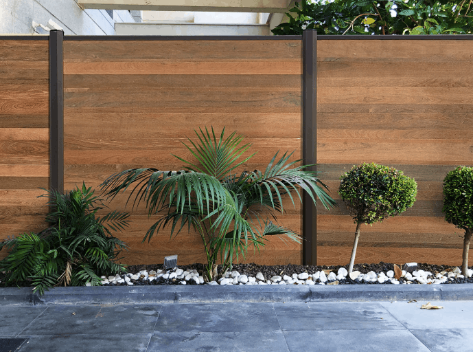 exemple de cloture de jardin en composite