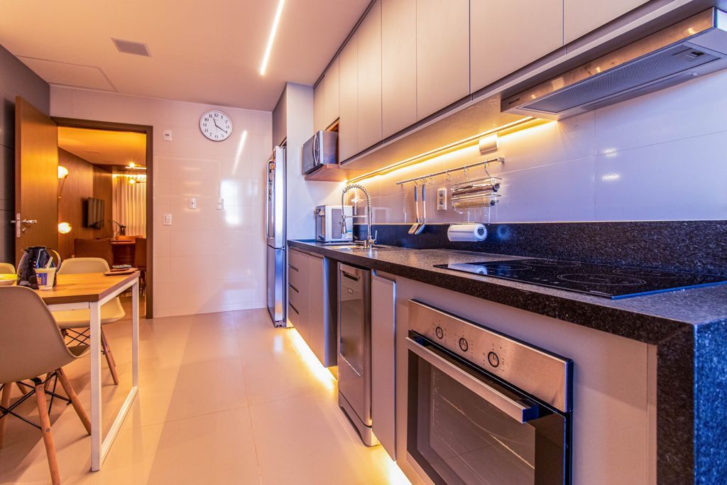 Cozinha planejada no Sudoeste em Brasília, cozinha sob medida de apartamento