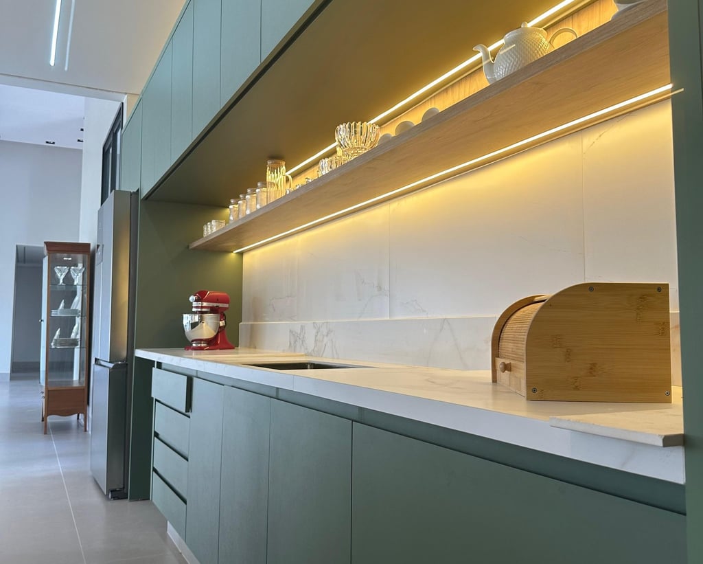 cozinha planejada em Brasília, led em cozinha planejada