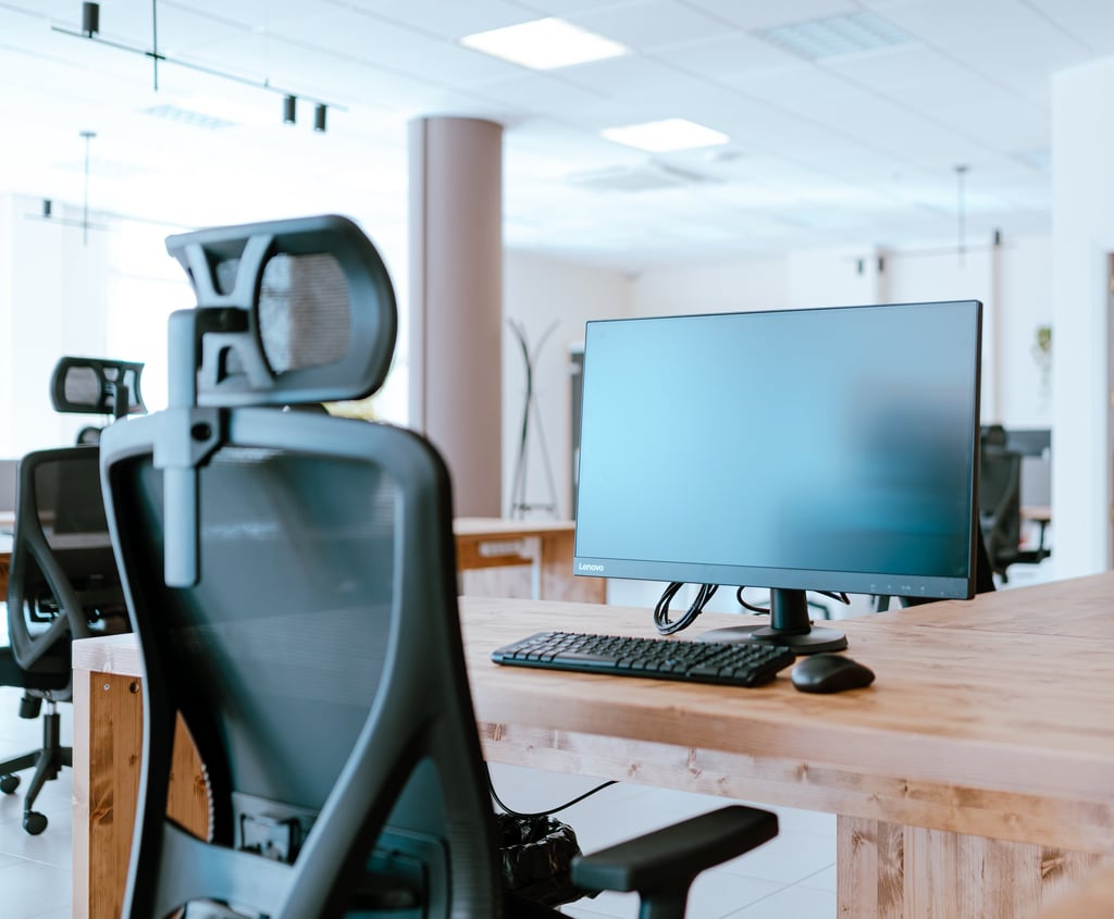 Servicio oferta 3 meses escritorio coworking WanderHub Ciutadella Menorca