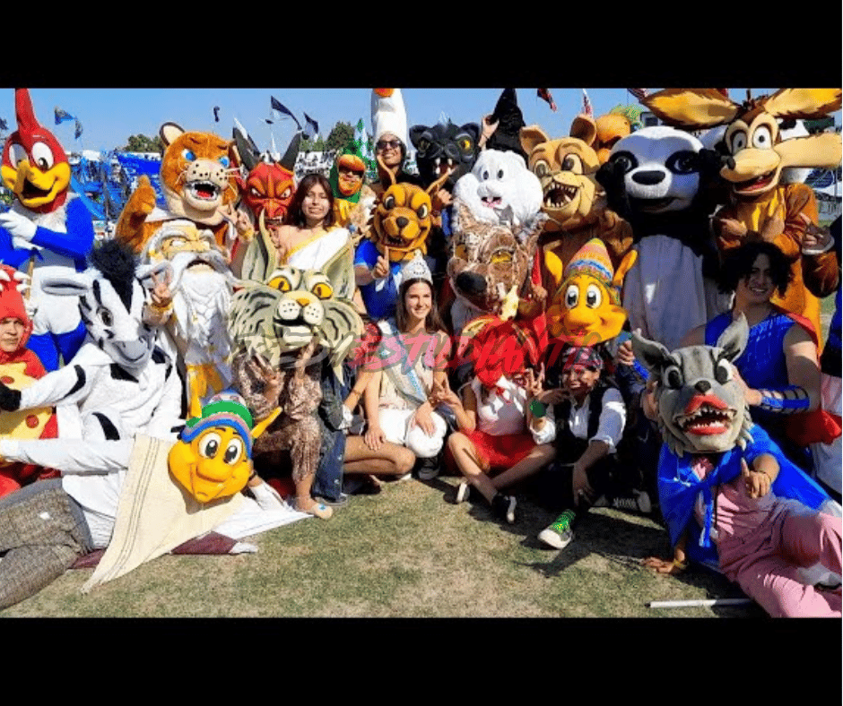 mascotas de los colegios en el sabado estudiantil