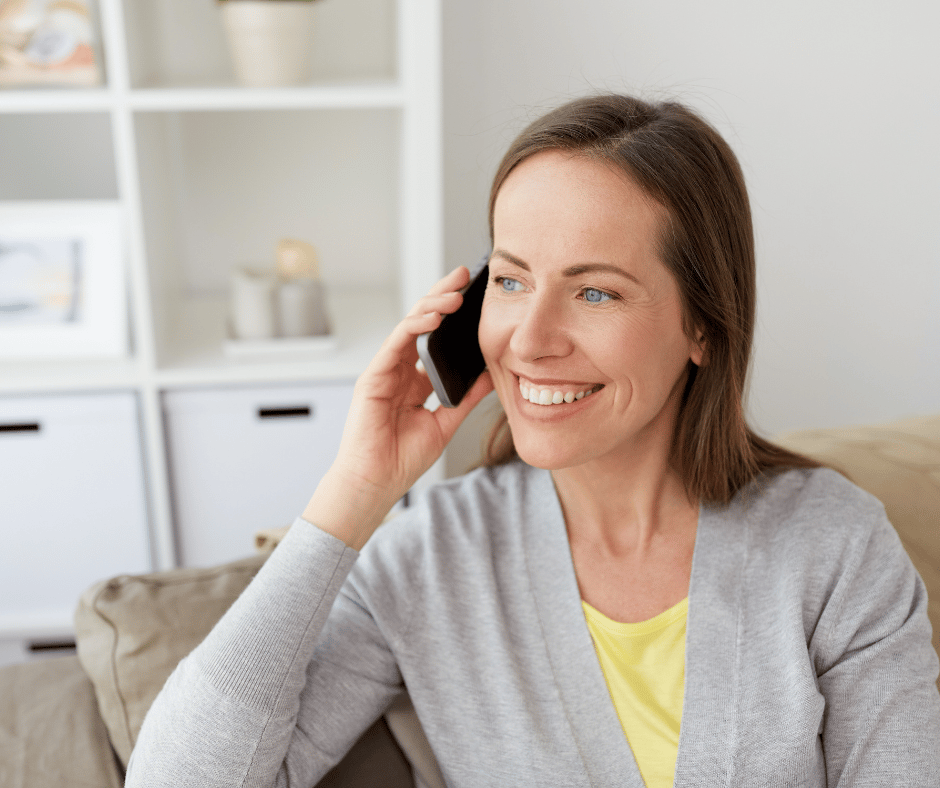 Client en train d'appeler