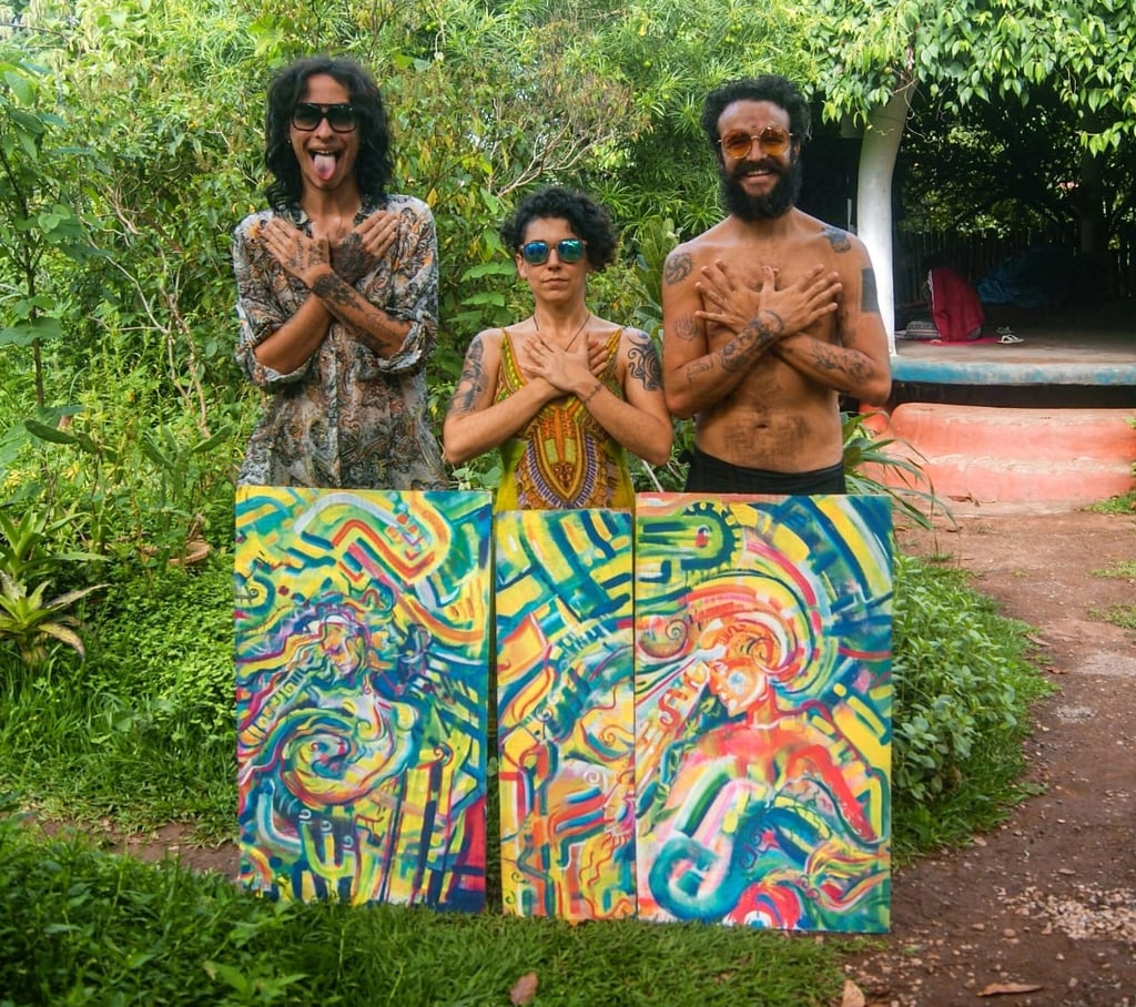 Photo de Jimmy, Naía et Centurion, les 3 à l'origine du projet et de la peinture en résultat