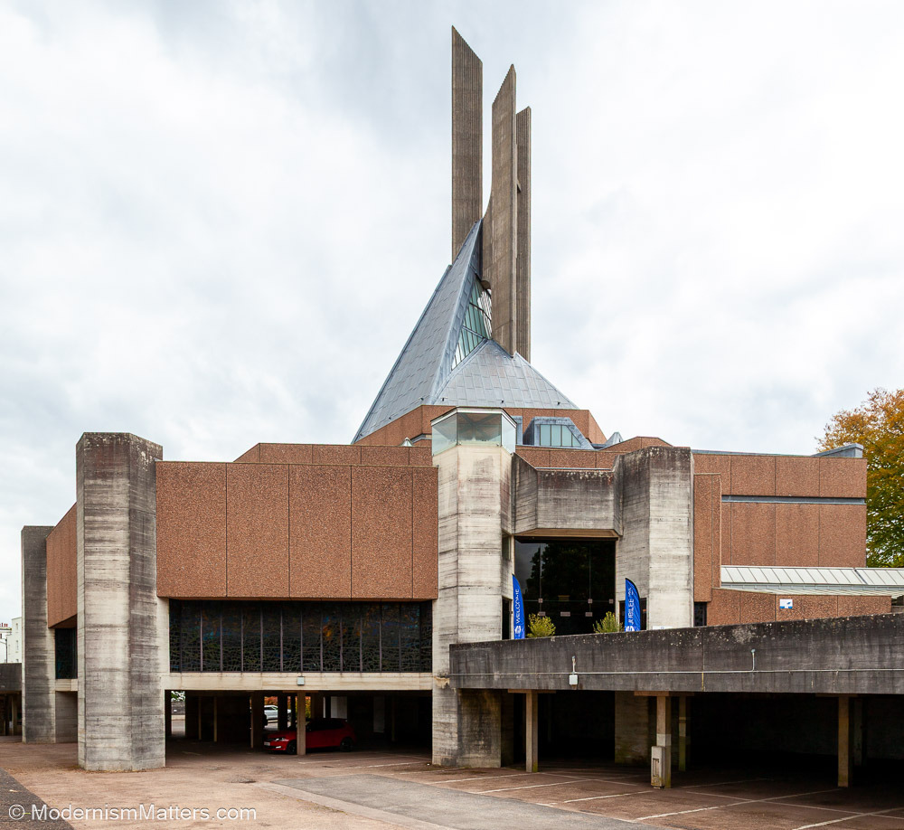 Clifton Cathedral ● Bristol, UK ● Ronald Weeks - Percy Thomas Partnership ● 1970-1973