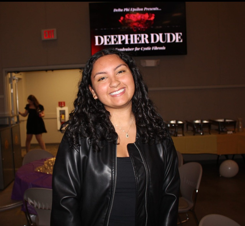 Pace University Delta Phi Epsilon Lauren F