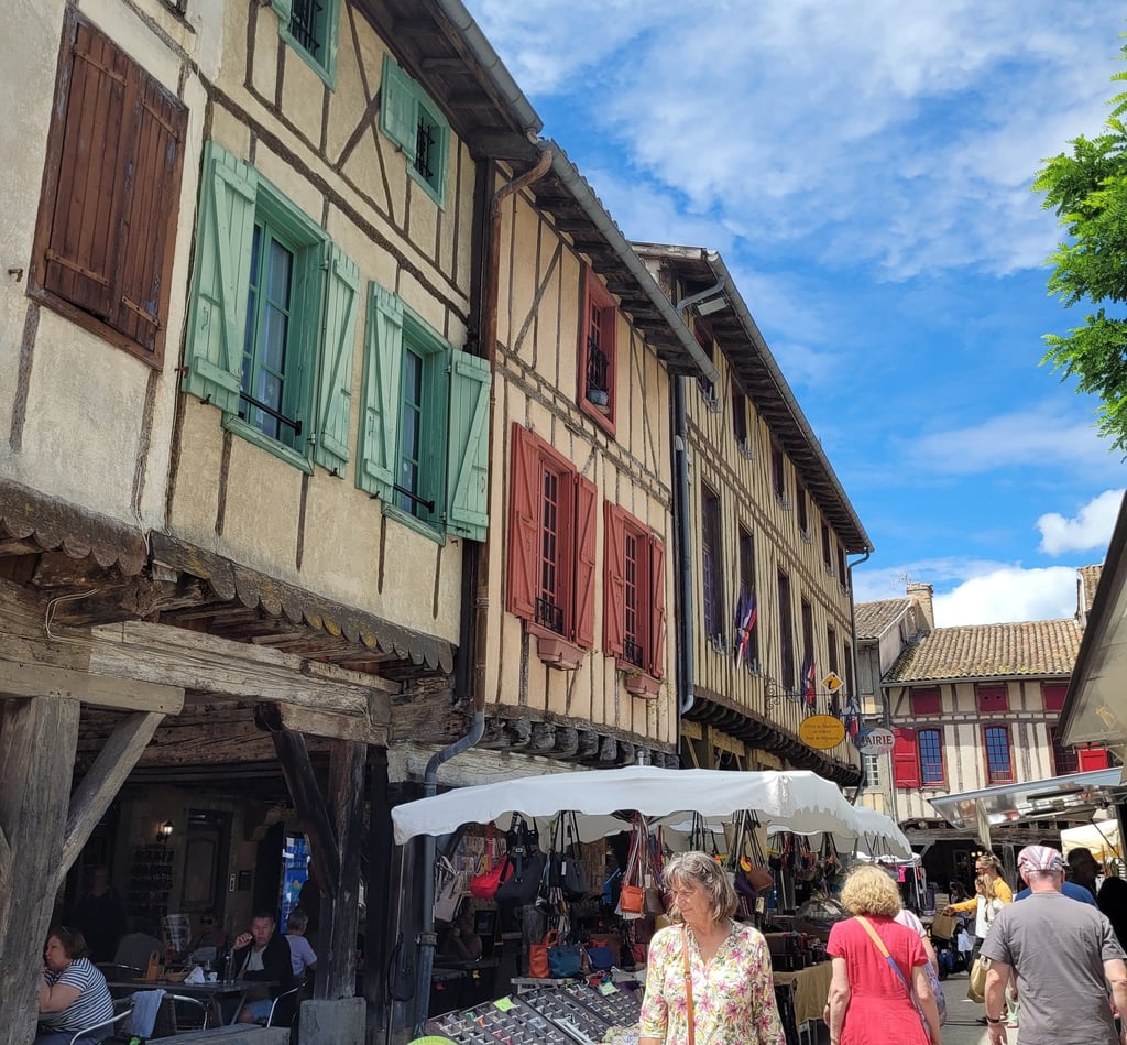 Marché de plein air- Mirepoix - Ariège
