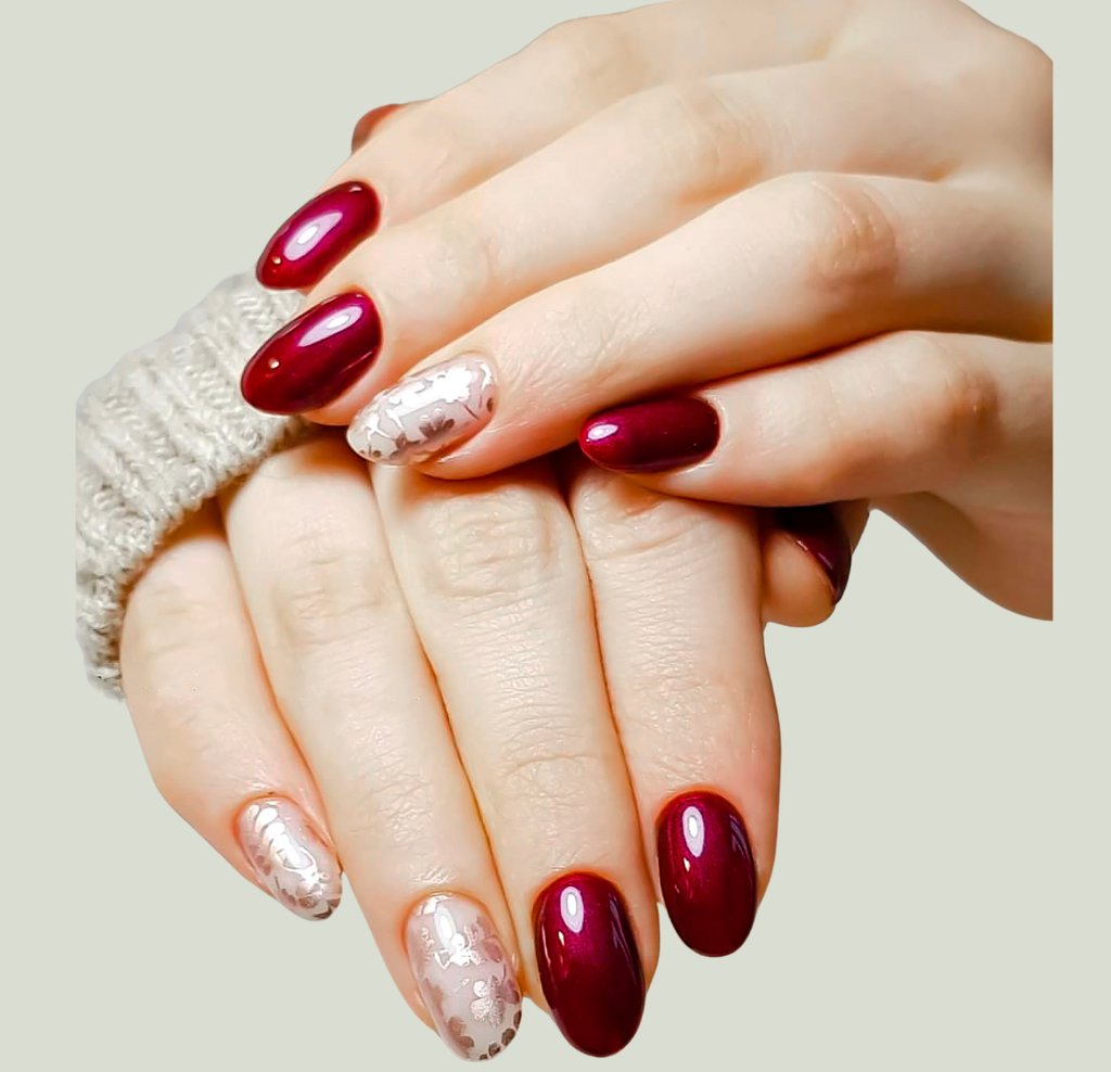 a woman's hands with a manicure and gellish