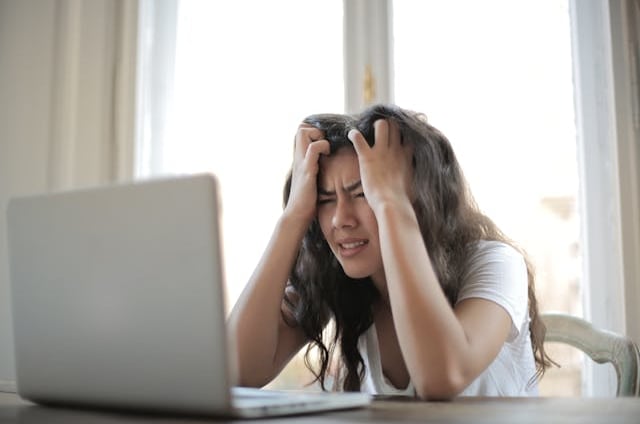 Frustration at home and home. A 3 minute meditation can help ease mental tension.