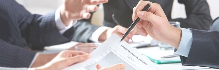 Informe detallado con resultados de estudios de mercado y recomendaciones estratégicas para la toma de decisiones