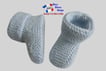 Chaussons bleus modele layette bb tricot bebe fait main
