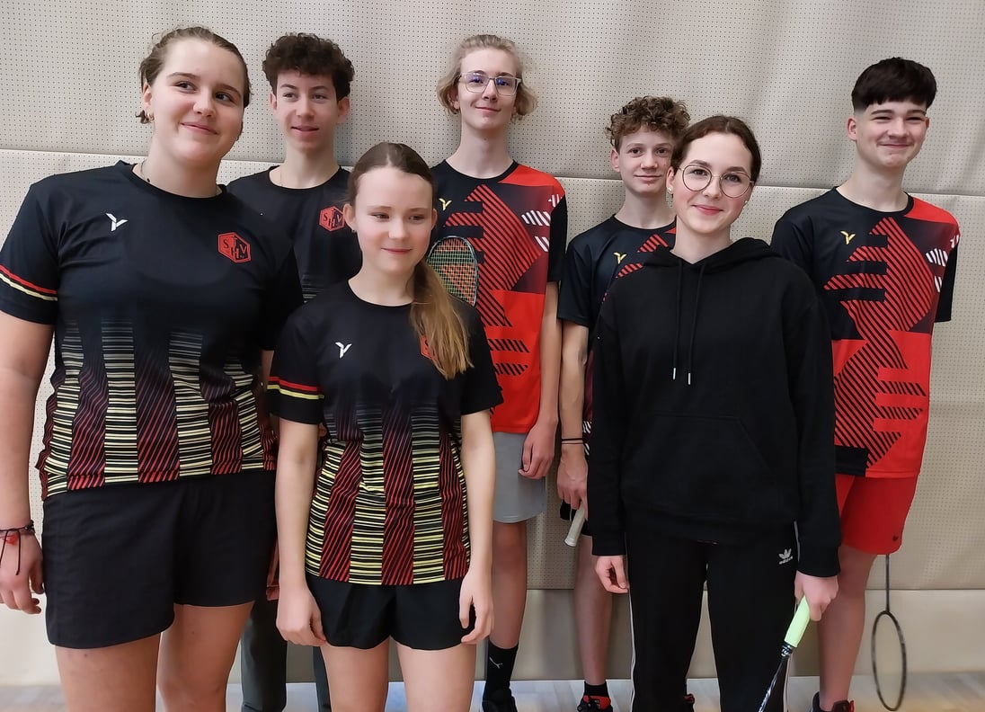Badminton. Spieler/innen von der Spielgemeinschaft Mindelheim und Haunstetten