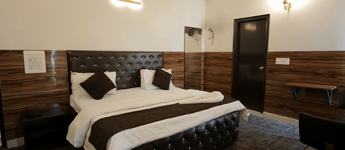 Hotel Kuber Murthal Super Executive Room