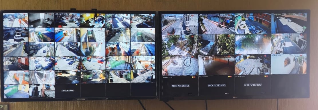 Pantallas para CCVT mostrando la imagen de las cámaras de vigilancia