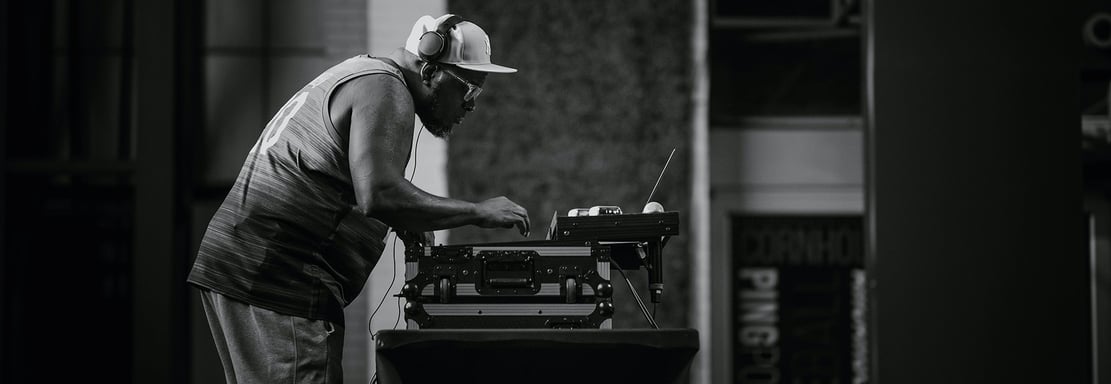 Grupos de música y sets de dj para tus eventos privados, bodas y celebraciones.