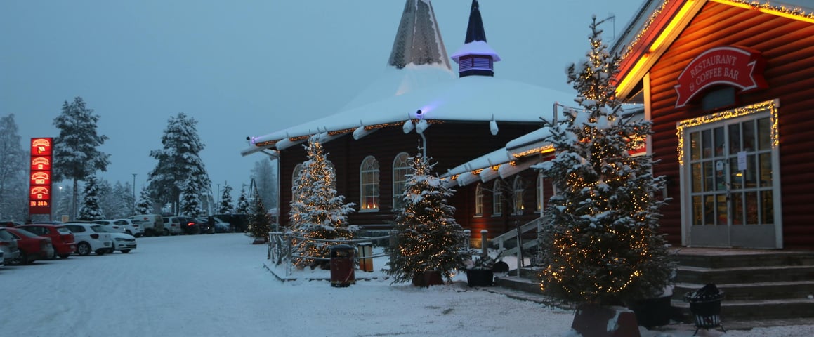 budapest christmas market: rovaniemi christmas market: best christmas markets in the world