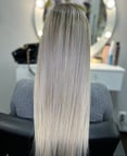 a woman with blonde hair and a blonde blonde hair
