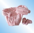 Modèles_Ensembles__Trousseaux_bébé_comprenant__brassières_ou_gilets__bonnets__chaussons__pantalons__
